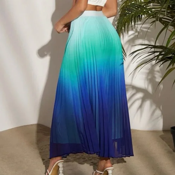 Ombre Tie Dye Pleated Maxi Skirt - Picture 2 of 7